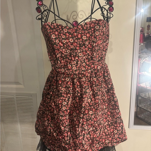 Sound & Matter Floral Patterned Dress - Picture 1 of 5